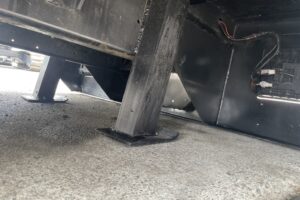 サムネイル: 平成22年　三菱　スーパーグレート　大型4段クレーン付きセルフ　ラジコン　車検令和8年6月　