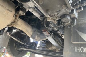 サムネイル: 平成22年　三菱　スーパーグレート　大型4段クレーン付きセルフ　ラジコン　車検令和8年6月　