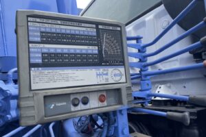サムネイル: 平成22年　三菱　スーパーグレート　大型4段クレーン付きセルフ　ラジコン　車検令和8年6月　