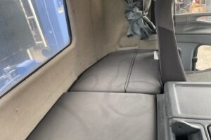 サムネイル: 平成22年　三菱　スーパーグレート　大型4段クレーン付きセルフ　ラジコン　車検令和8年6月　