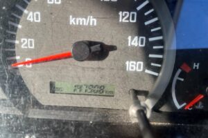 サムネイル: 平成29年　いすゞ　エルフ　３トンローダーダンプ　３方開・コボレーン付・小型貨物（４ナンバー）（車検1年付）