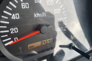 サムネイル: 平成26年　エルフ12M高所作業車　スチールバケット　車検2年付