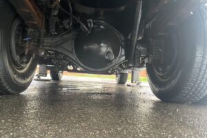 サムネイル: 平成26年　エルフ12M高所作業車　スチールバケット　車検2年付