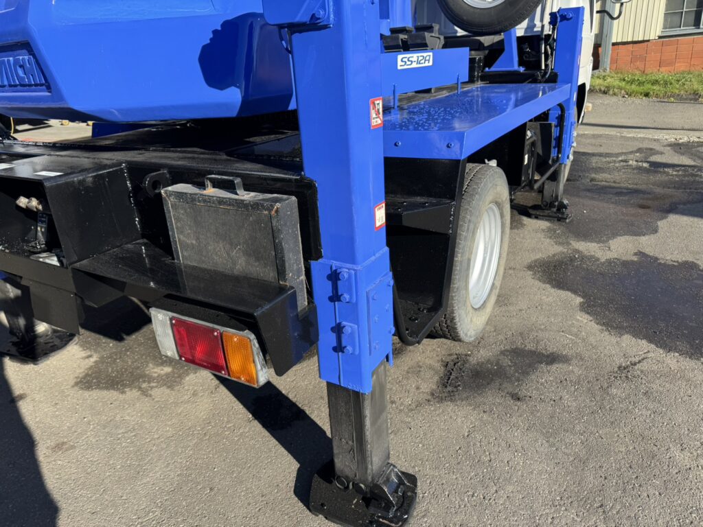 平成26年　エルフ12M高所作業車　スチールバケット　車検2年付