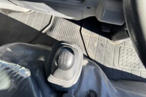 サムネイル: 平成26年　エルフ12M高所作業車　スチールバケット　車検2年付