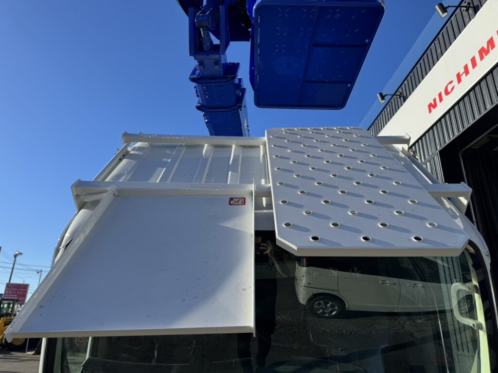 平成26年　エルフ12M高所作業車　スチールバケット　車検2年付