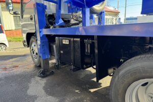 サムネイル: 平成26年　エルフ12M高所作業車　スチールバケット　車検2年付