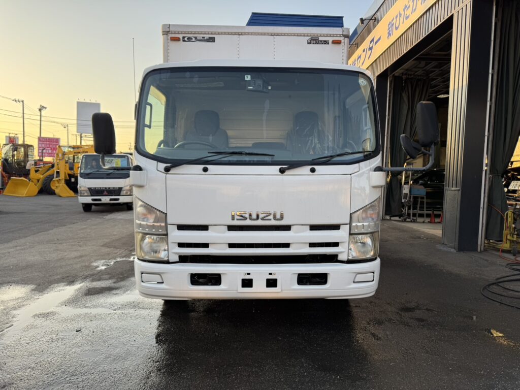 平成20年　エルフ 4トンパネルワイドロング　サイドドア　ラッシングレール1段　車検1年付
