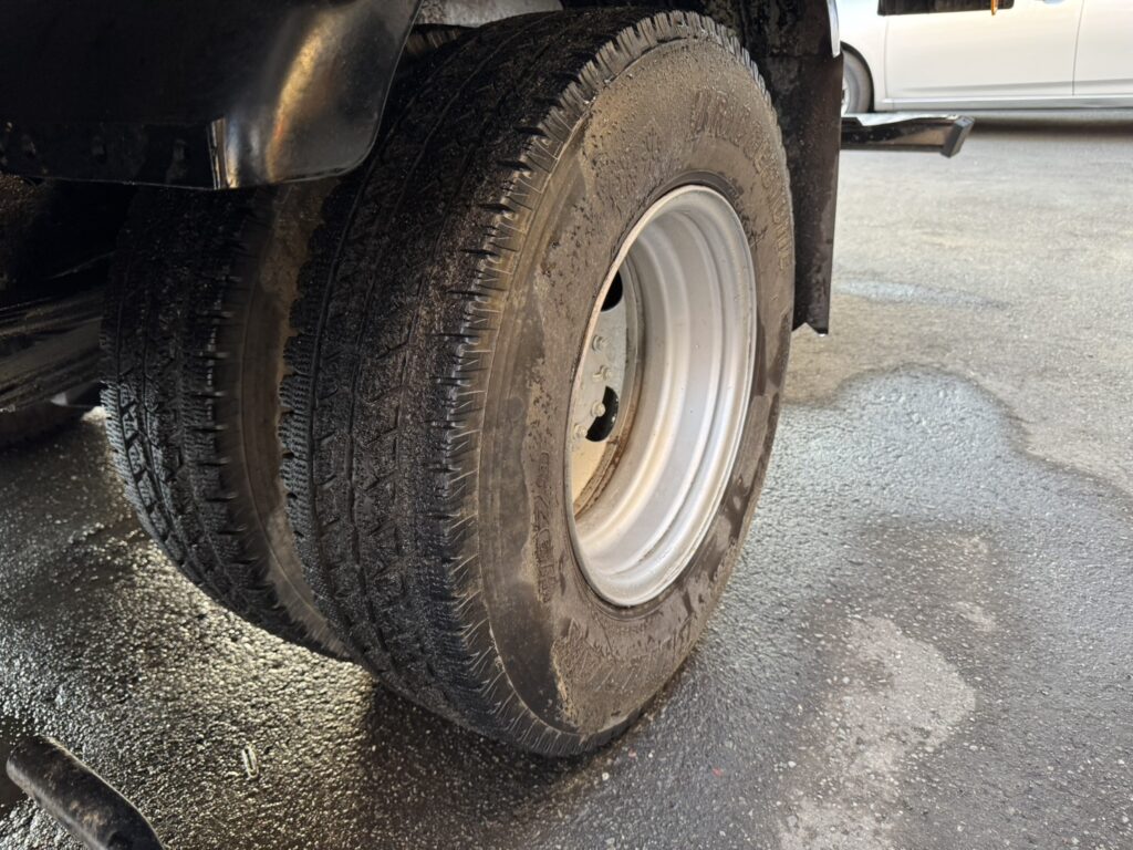 平成20年　エルフ 4トンパネルワイドロング　サイドドア　ラッシングレール1段　車検1年付
