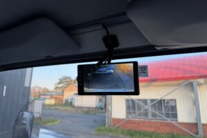 サムネイル: 平成20年　エルフ 4トンパネルワイドロング　サイドドア　ラッシングレール1段　車検1年付