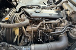 サムネイル: 平成20年　エルフ 4トンパネルワイドロング　サイドドア　ラッシングレール1段　車検1年付
