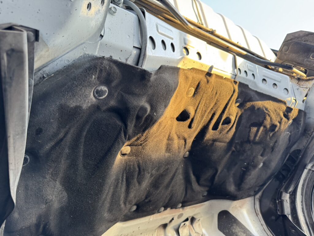 平成20年　エルフ 4トンパネルワイドロング　サイドドア　ラッシングレール1段　車検1年付