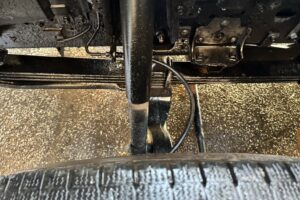サムネイル: 平成20年　エルフ 4トンパネルワイドロング　サイドドア　ラッシングレール1段　車検1年付