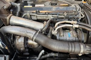 サムネイル: 平成20年　エルフ 4トンパネルワイドロング　サイドドア　ラッシングレール1段　車検1年付