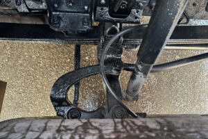 サムネイル: 平成20年　エルフ 4トンパネルワイドロング　サイドドア　ラッシングレール1段　車検1年付