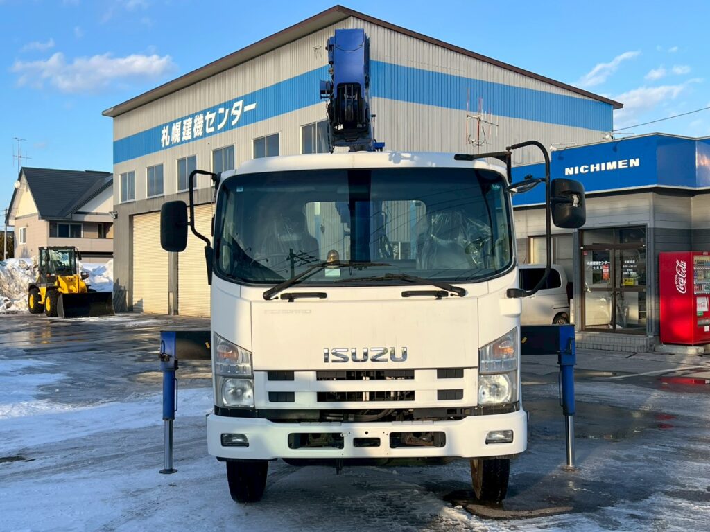 ◆平成23年　いすゞ　フォワード４トン４段クレーンロング　◆ラジコン　◆（車検１年付）◆荷台内寸560ｃｍ×216ｃｍ～在庫確認は北見店へ℡0157-57-7166～