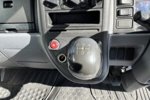 サムネイル: 平成22年　キャンター14.5M高所作業車　FRPバケット　上物アイチ　全塗装済み　車検2年付
