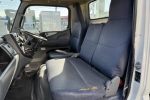 サムネイル: 平成22年　キャンター14.5M高所作業車　FRPバケット　上物アイチ　全塗装済み　車検2年付