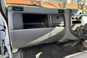 サムネイル: 平成22年　キャンター14.5M高所作業車　FRPバケット　上物アイチ　全塗装済み　車検2年付
