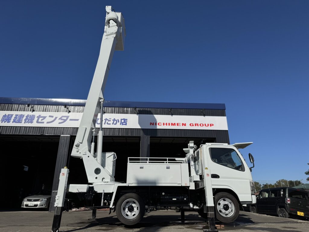 平成22年　キャンター14.5M高所作業車　FRPバケット　上物アイチ　全塗装済み　車検2年付