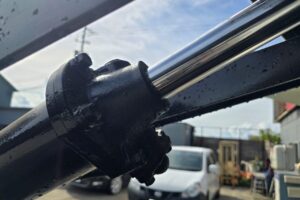 サムネイル: 平成25年　日野　レンジャー　４トンダンプ　電動コボレーン付（車検令和７年11月）