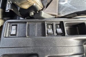 サムネイル: 平成25年　日野　レンジャー　４トンダンプ　電動コボレーン付（車検令和７年11月）