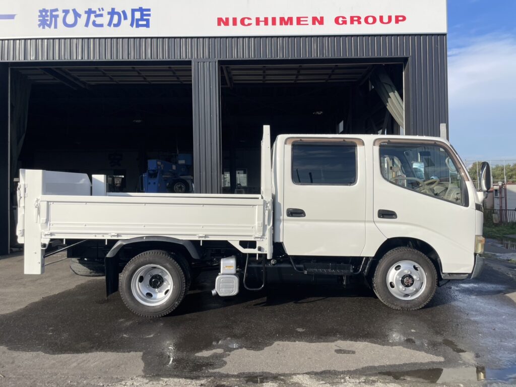 平成18年　ダイナ2トンWキャブ パワーゲート付き4WD 全塗装済み　車検令和7年11月
