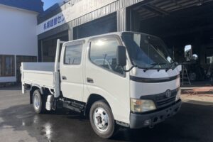サムネイル: 平成18年　ダイナ2トンWキャブ パワーゲート付き4WD 全塗装済み　車検令和7年11月