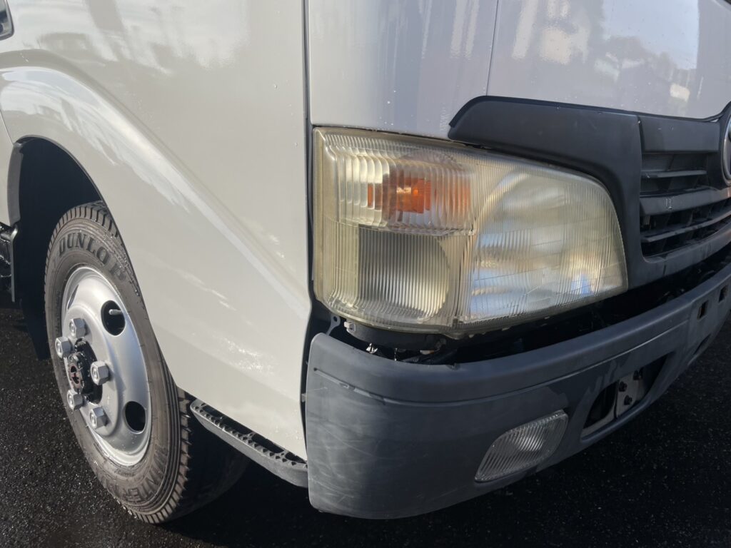 平成18年　ダイナ2トンWキャブ パワーゲート付き4WD 全塗装済み　車検令和7年11月