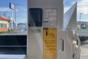 サムネイル: 平成18年　ダイナ2トンWキャブ パワーゲート付き4WD 全塗装済み　車検令和7年11月