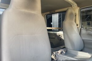 サムネイル: 平成18年　ダイナ2トンWキャブ パワーゲート付き4WD 全塗装済み　車検令和7年11月