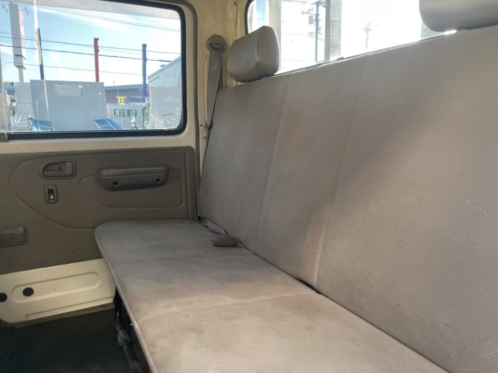 平成18年　ダイナ2トンWキャブ パワーゲート付き4WD 全塗装済み　車検令和7年11月