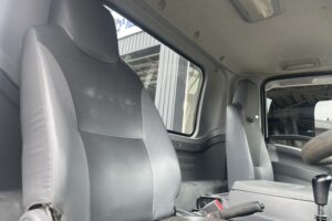 サムネイル: 平成28年　フォワード４トンLゲートダンプ　極東開発　電動コボレーン　車検1年付