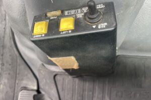 サムネイル: 平成28年　フォワード４トンLゲートダンプ　極東開発　電動コボレーン　車検1年付