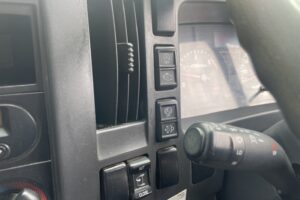 サムネイル: 平成28年　フォワード４トンLゲートダンプ　極東開発　電動コボレーン　車検1年付