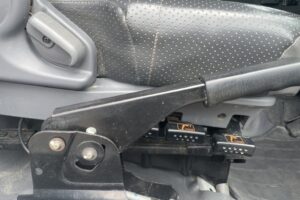 サムネイル: 平成28年　フォワード４トンLゲートダンプ　極東開発　電動コボレーン　車検1年付