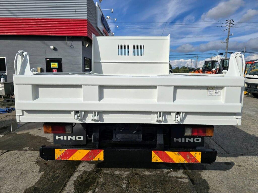 令和２年　日野　レンジャー　４トンダンプ　コボレーン付　荷台塗装済！（車検1年付）