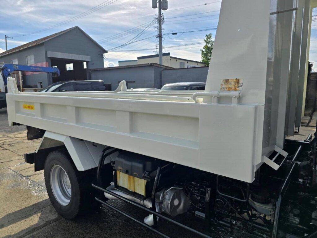 令和２年　日野　レンジャー　４トンダンプ　コボレーン付　荷台塗装済！（車検1年付）