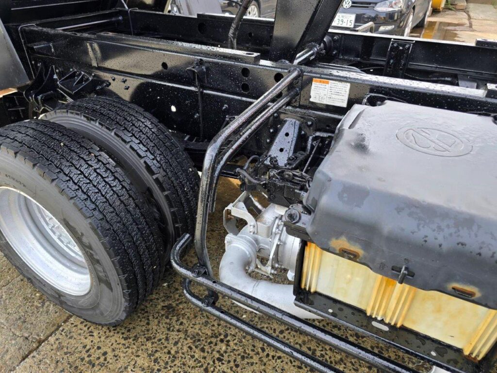 令和２年　日野　レンジャー　４トンダンプ　コボレーン付　荷台塗装済！（車検1年付）