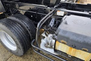 サムネイル: 令和２年　日野　レンジャー　４トンダンプ　コボレーン付　荷台塗装済！（車検1年付）