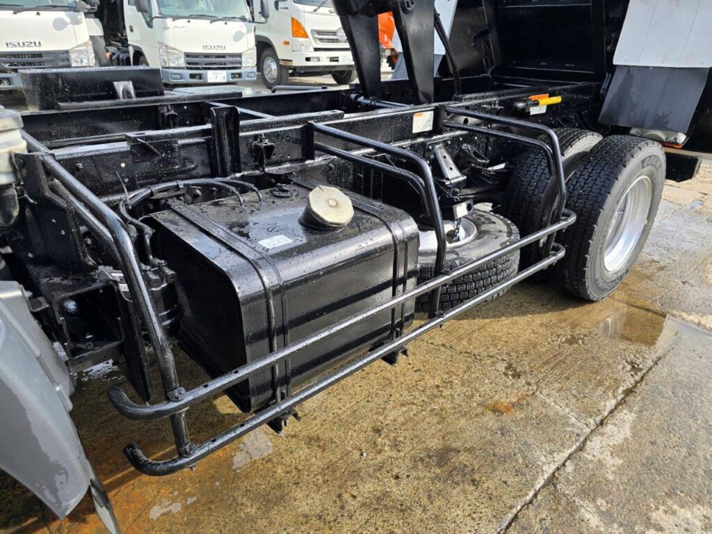 令和２年　日野　レンジャー　４トンダンプ　コボレーン付　荷台塗装済！（車検1年付）