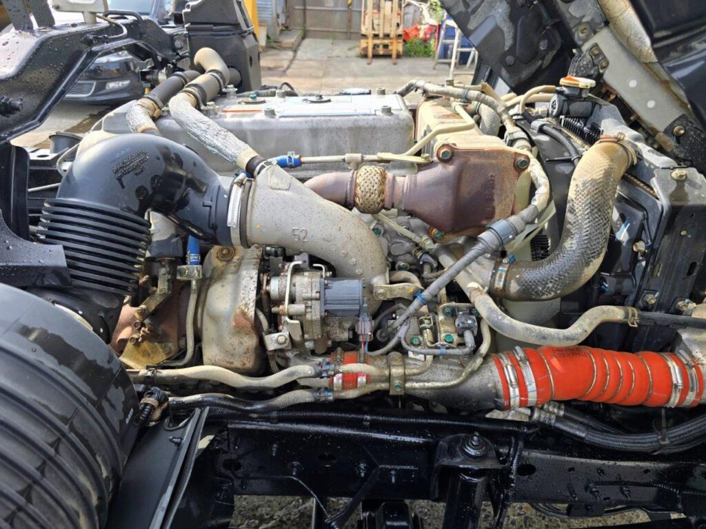 令和２年　日野　レンジャー　４トンダンプ　コボレーン付　荷台塗装済！（車検1年付）