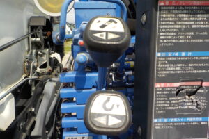 サムネイル: 平成23年　レンジャー4ｔ4段クレーンロング　★ラジコン★車検1年付★