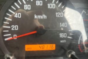サムネイル: 平成23年　いすゞ　フォワード　４トン段クレーンロングジャッキ　フックイン・ラジコン付（車検令和8年7月）