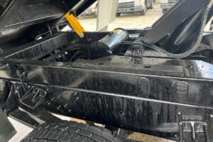 サムネイル: 平成29年　日野　レンジャー　４トンダンプ　電動コボレーン付・全塗装済！（車検1年付）