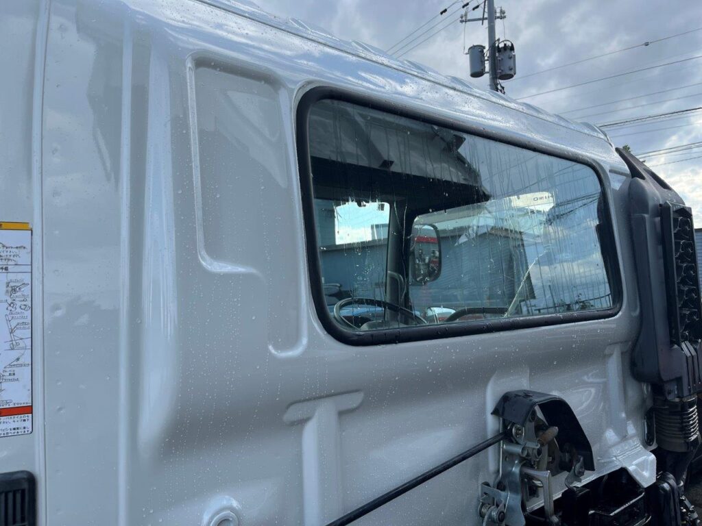 平成29年　日野　レンジャー　４トンダンプ　電動コボレーン付・全塗装済！（車検1年付）