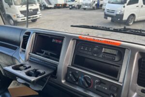 サムネイル: 平成29年　日野　レンジャー　４トンダンプ　電動コボレーン付・全塗装済！（車検1年付）