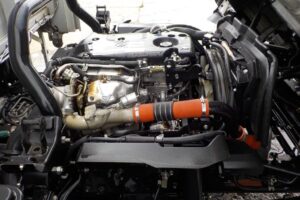 サムネイル: 平成28年　いすゞ　エルフ　3.8トンウィング　ワイドロング・パワーゲート・ラッシング2段（車検1年付）