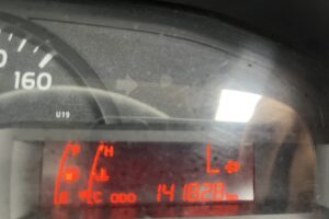 サムネイル: 平成28年 日野 デュトロ　３ｔ アルミバン ロング ４WD