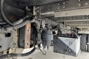 サムネイル: 平成28年 日野 デュトロ　３ｔ アルミバン ロング ４WD
